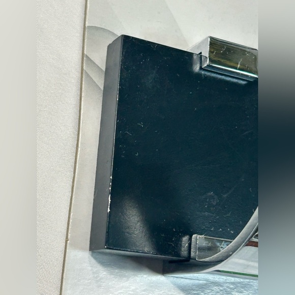 Richelieu Single Wall Mount Hook/Hanger 3 For $20 - Picture 3 of 5